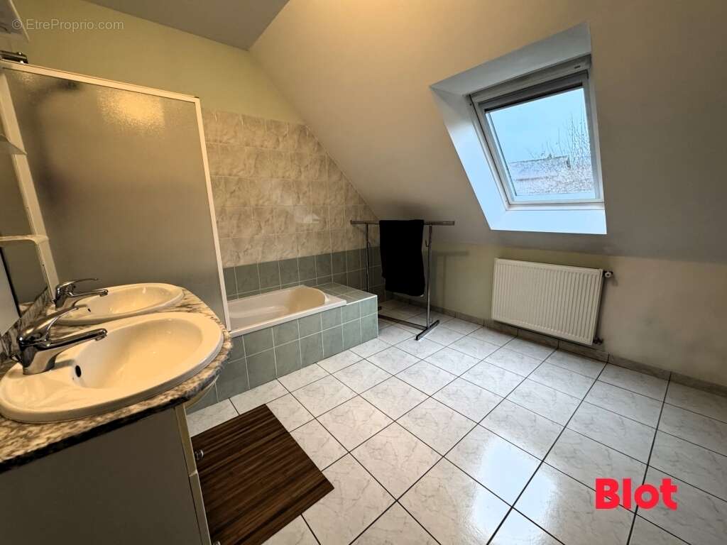 Maison à CHATEAUBOURG