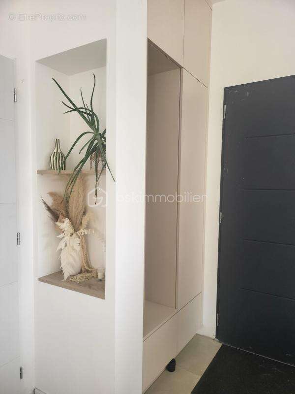 Maison à SAINTE-COLOMBE-EN-BRUILHOIS