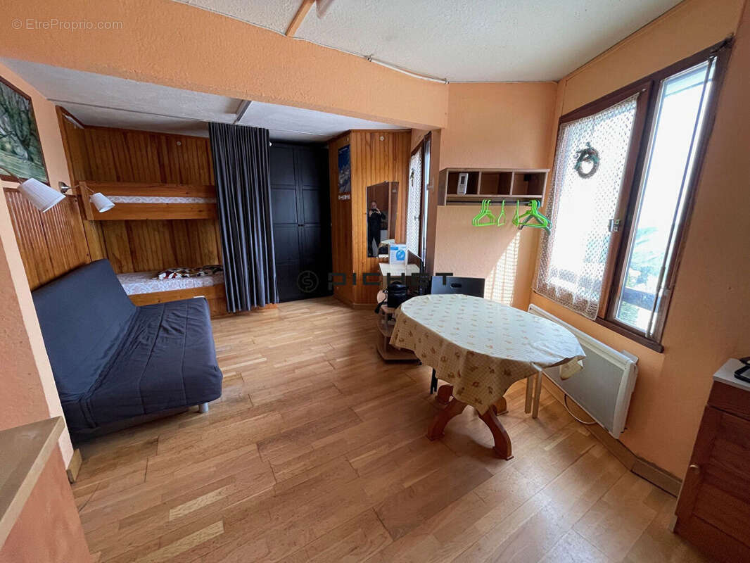 Appartement à ARETTE