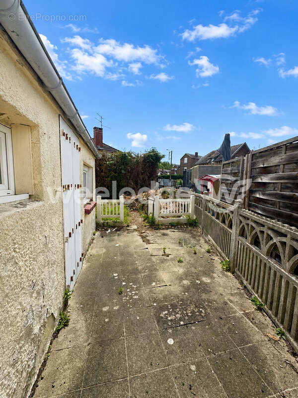 Maison à BOUSSOIS
