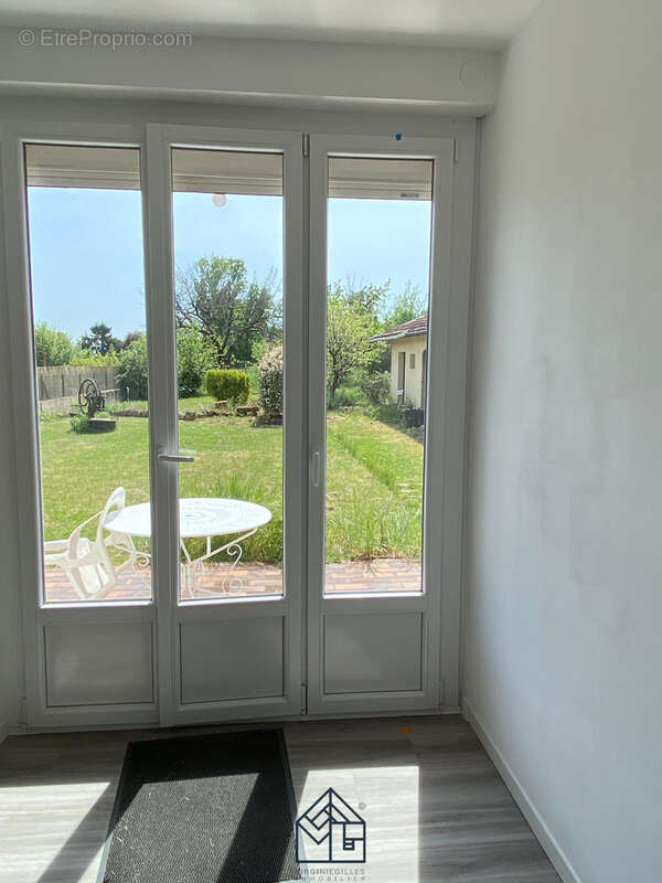 Maison à MABLY