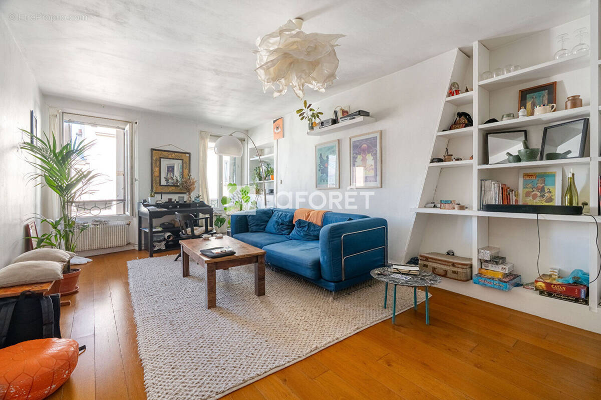 Appartement à PARIS-20E