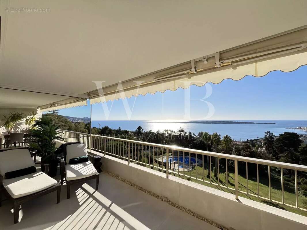 Appartement à CANNES