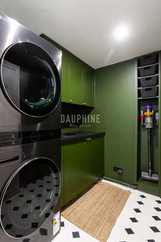 Appartement à PARIS-7E