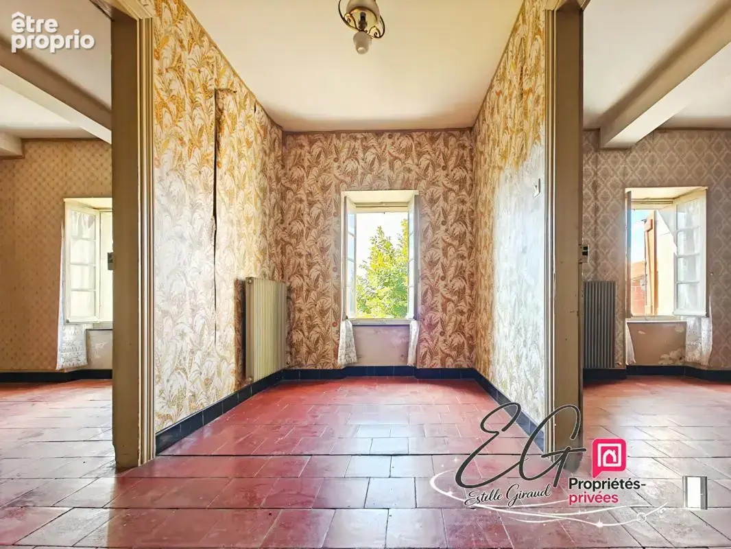 Maison de maître en pierre, 6 chambres, grand terrain et dépendances - photo 12