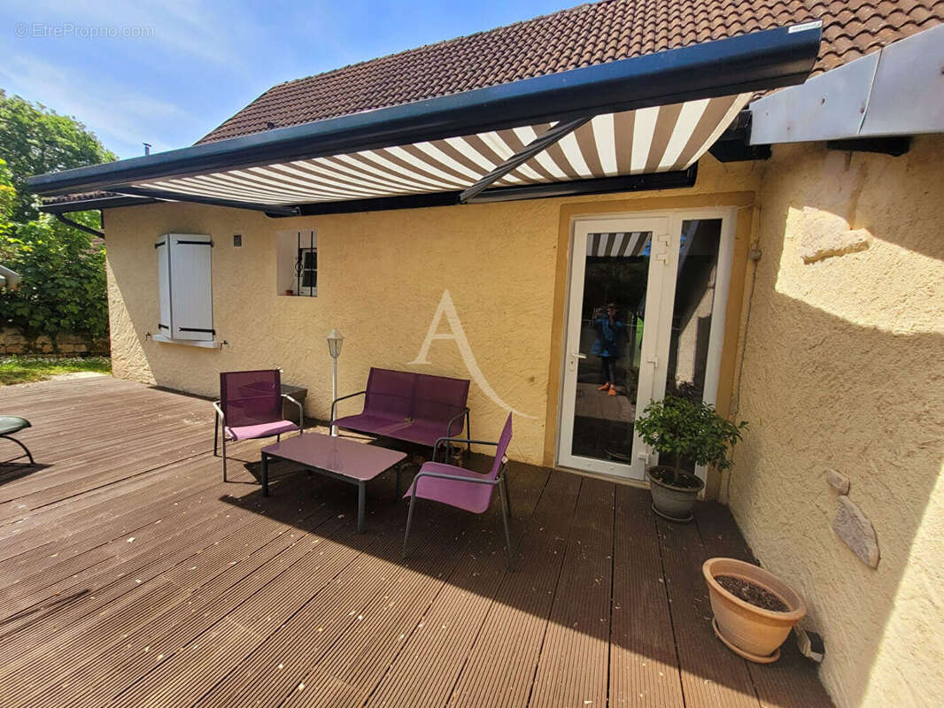 Maison à PRAYSSAC