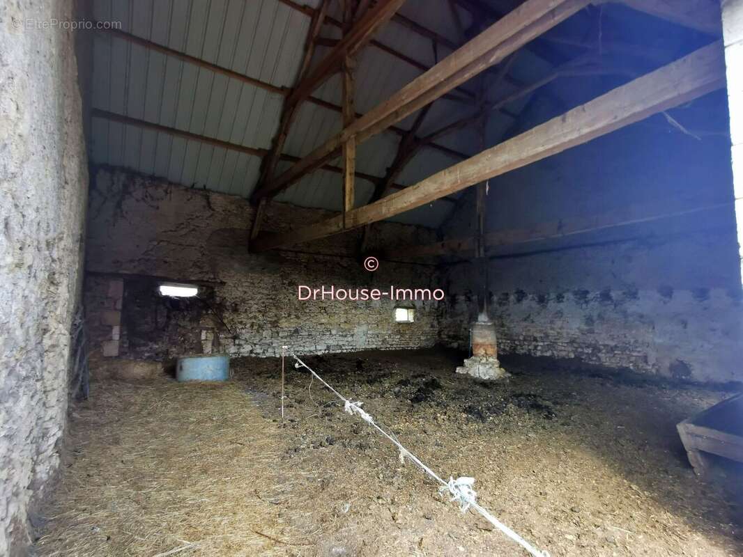 Maison à ARGENTON-SUR-CREUSE