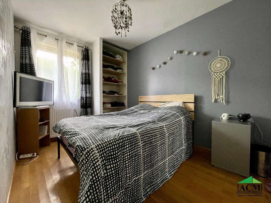 Maison à MERY-SUR-OISE