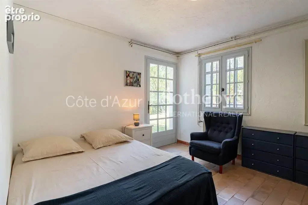 Propriété à vendre à Mougins, villa avec vue panoramique proche du village - photo 8