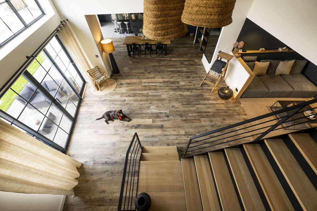 Maison à SAINT-BONNET-DE-MURE