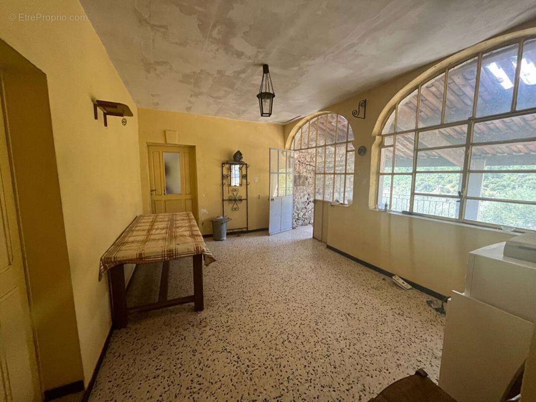 Maison en pierre à vendre - photo 2