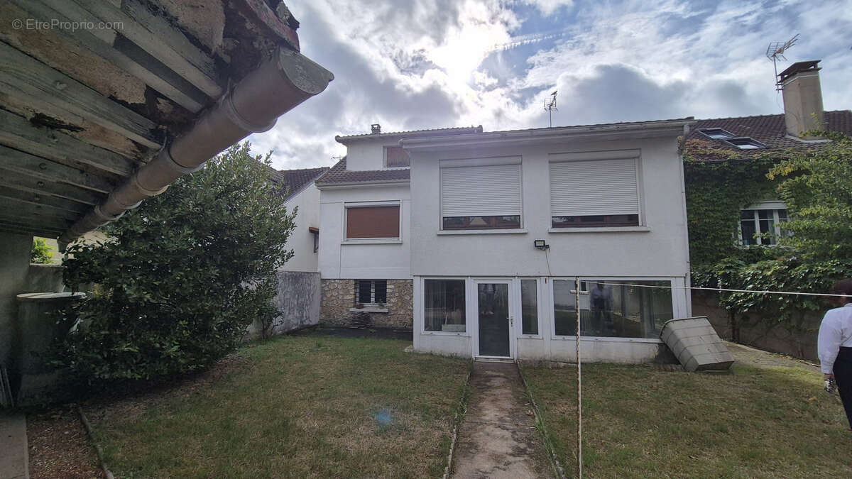 Maison à SUCY-EN-BRIE