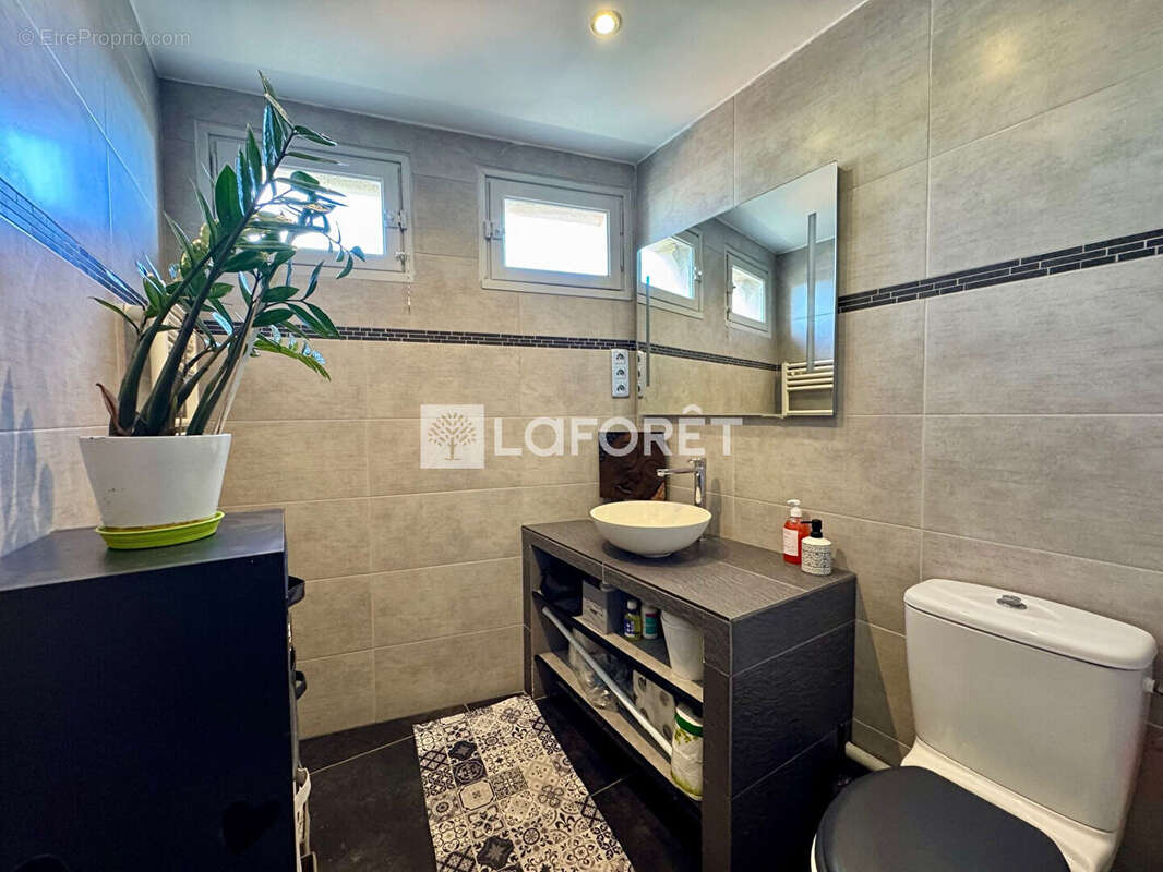 Appartement à MARSEILLE-9E