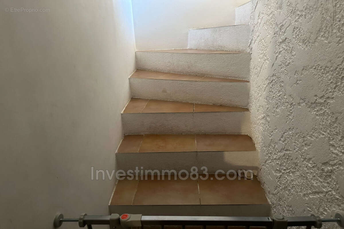 Appartement à BARJOLS