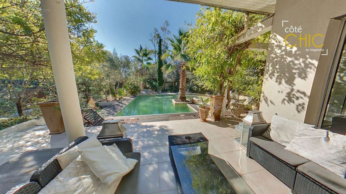 Maison à SAINT-JEAN-DE-VEDAS