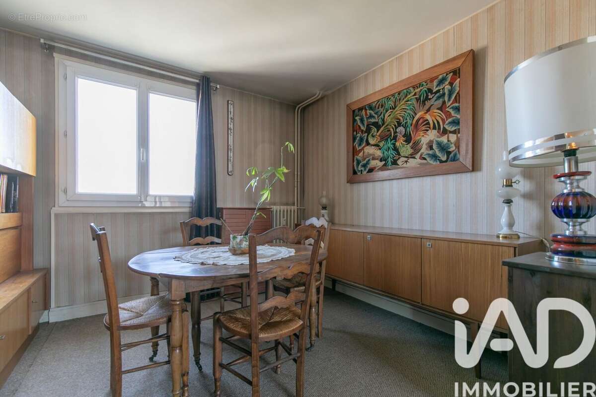 Photo 3 - Appartement à NOGENT-SUR-MARNE
