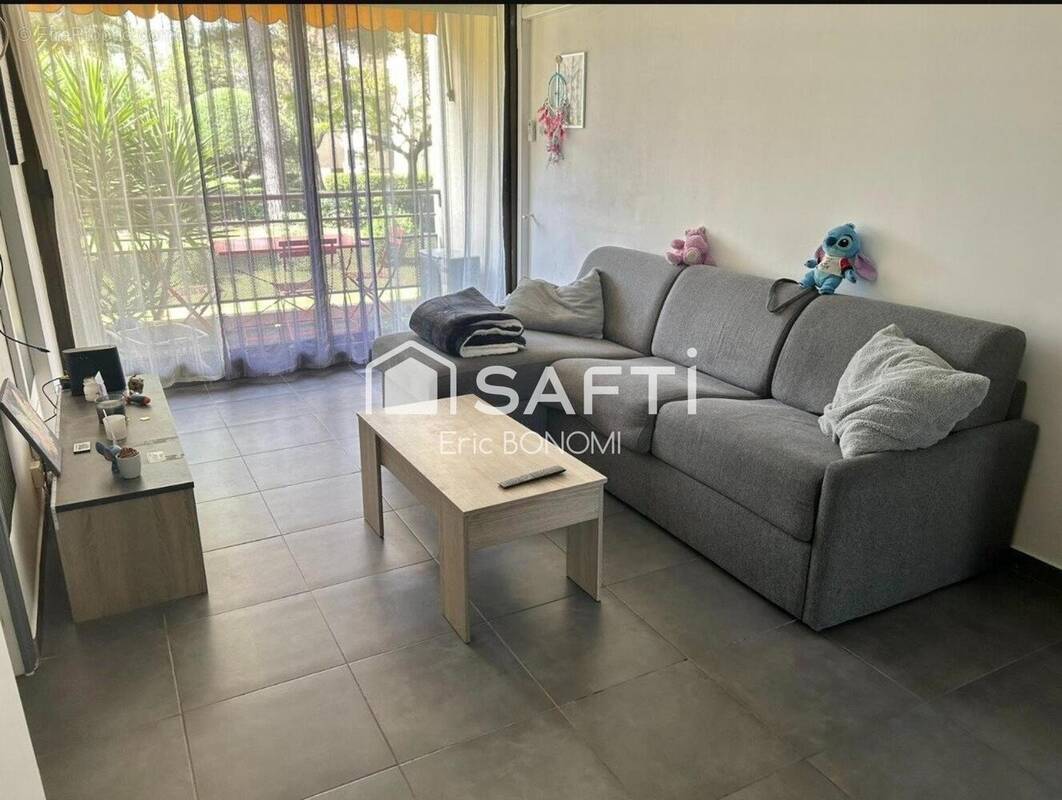 Photo 1 - Appartement à FREJUS