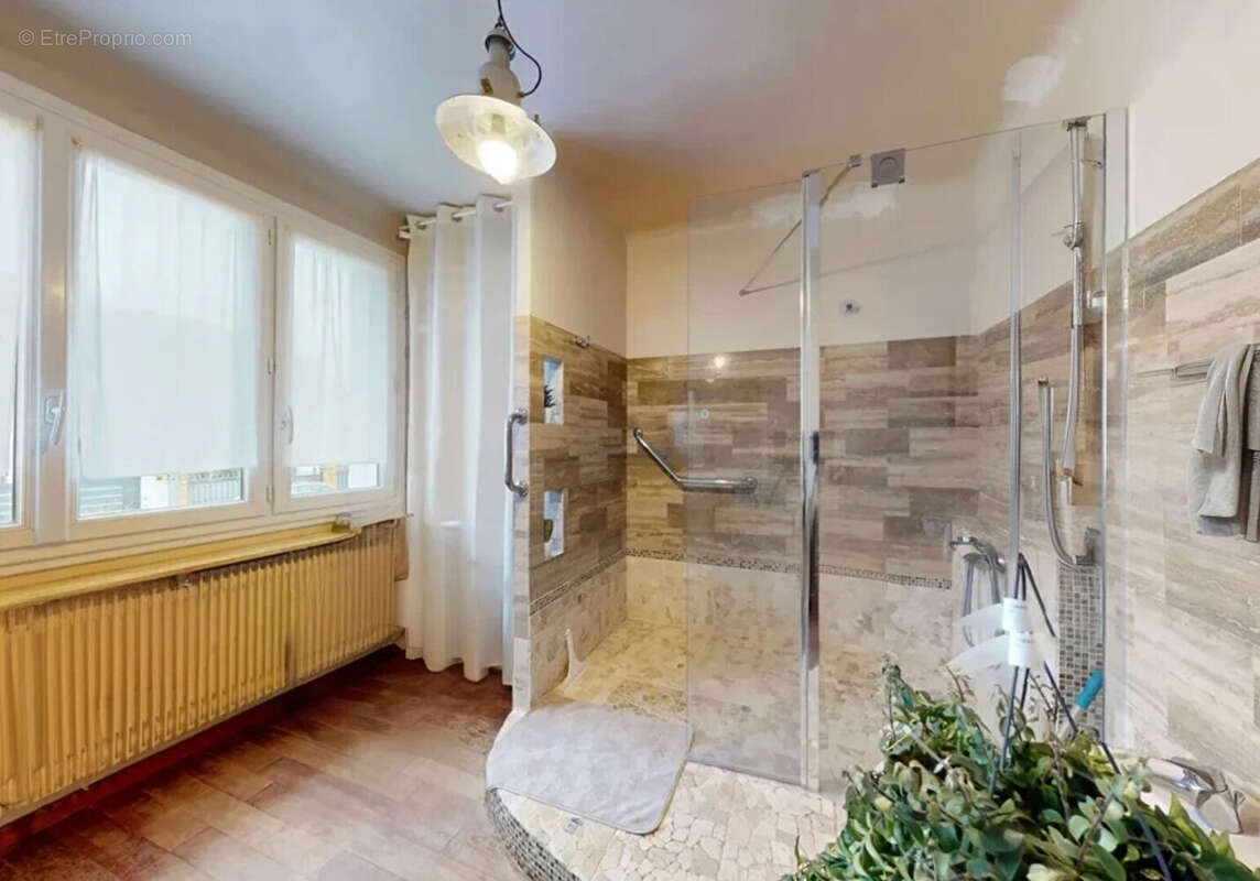 Maison à PONTAULT-COMBAULT