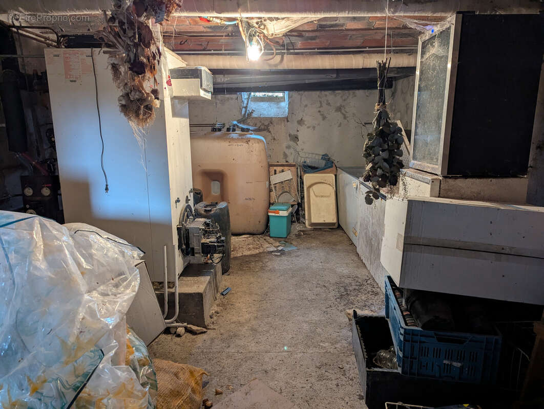 Maison de campagne avec grange à porteau sur 1ha5 ! - photo 13