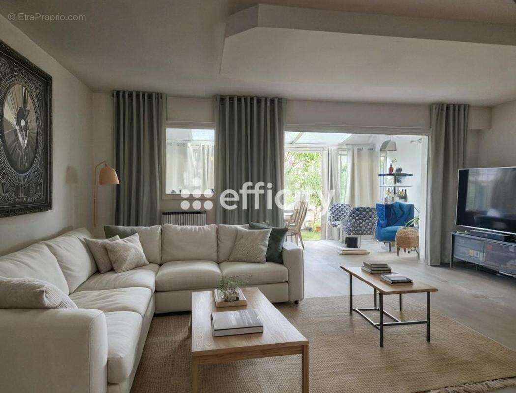 Maison à MONTIGNY-LE-BRETONNEUX