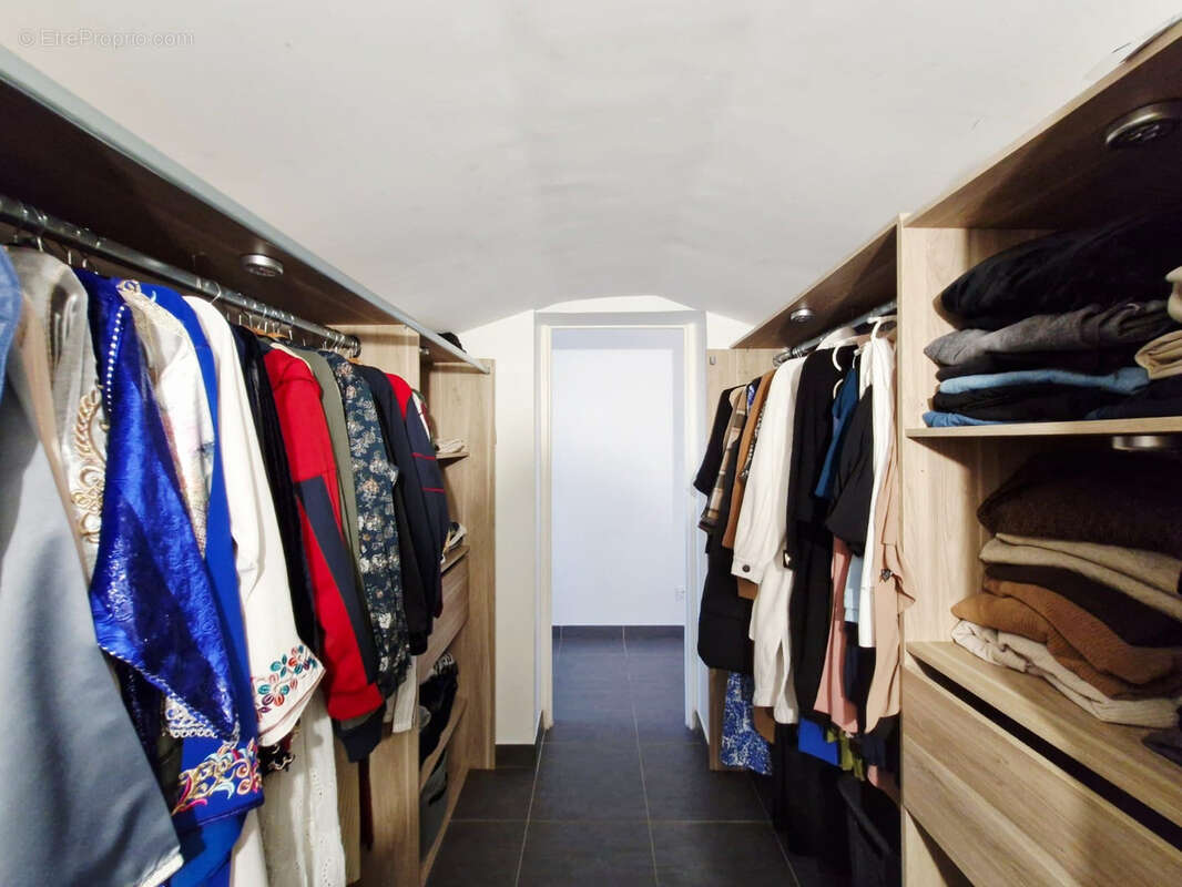 Maison à RESTINCLIERES