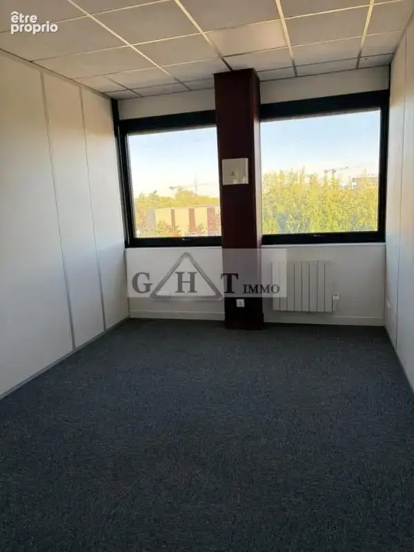 Commerce 236 m² à vendre à Villebon-Sur-Yvette (91140) - photo 2