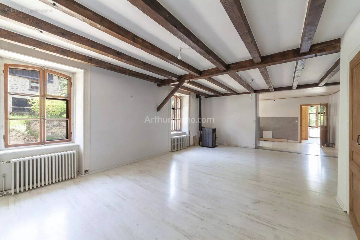 Appartement à LES GRAS