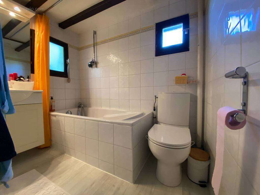 Maison à CREST-VOLAND