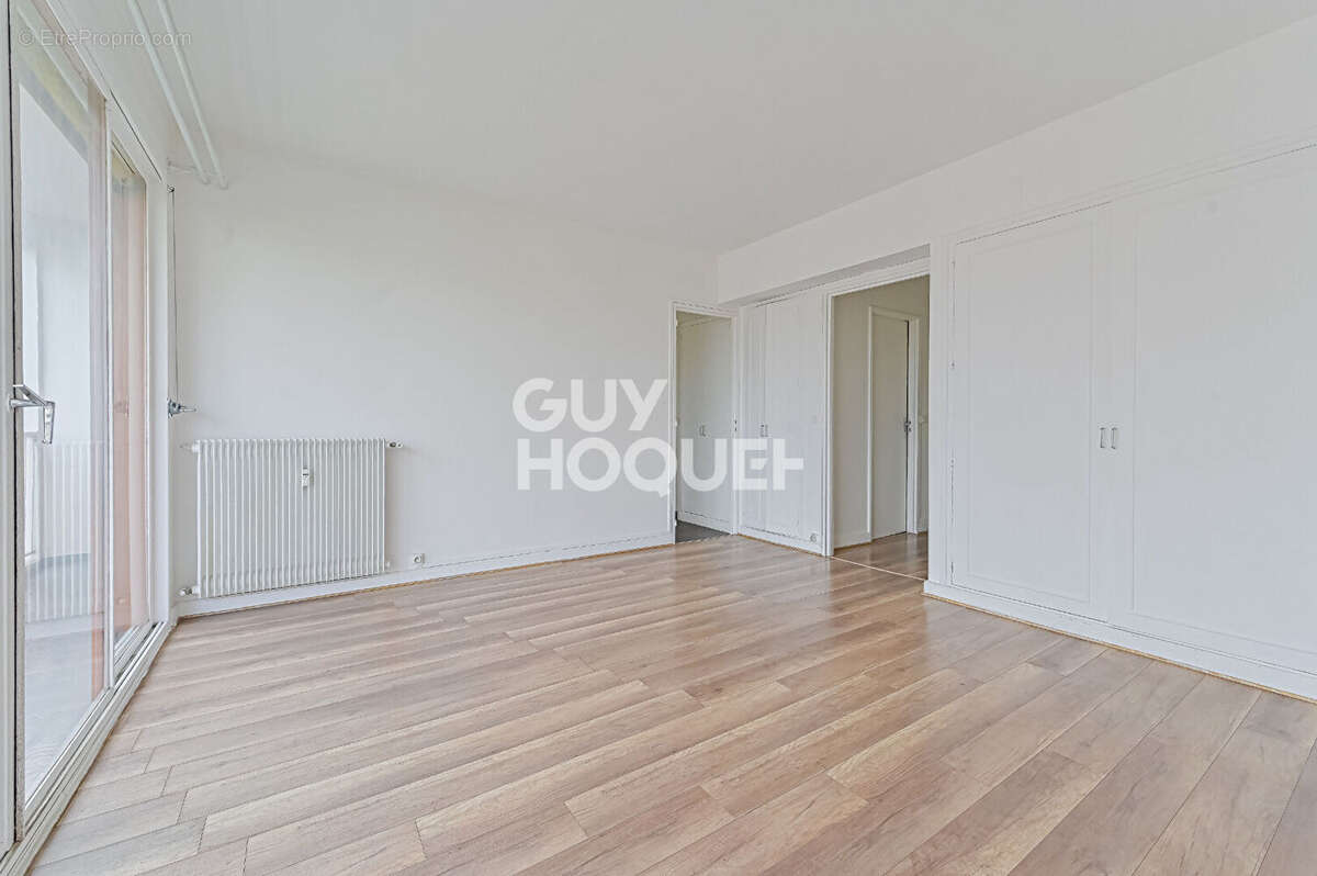 Appartement à PARIS-12E