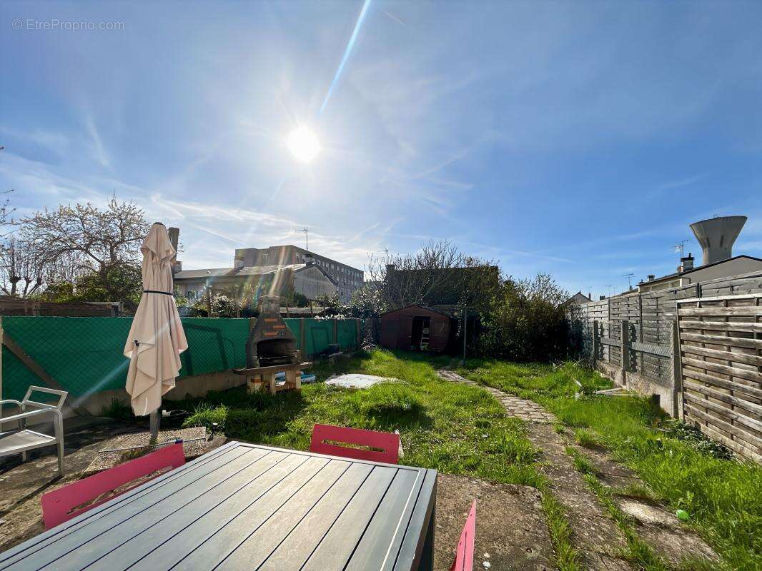 Maison familiale rénovée - Saran, rue des Mésanges - photo 11