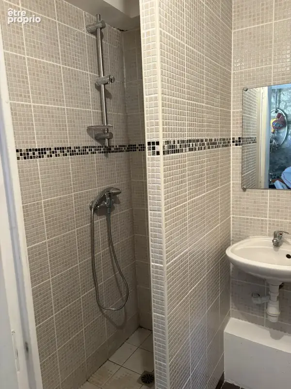 A saisir proche centre et leclerc maison sur sous-sol de 188 m2 6 chambres bon etat terrain 700 m2 - photo 22