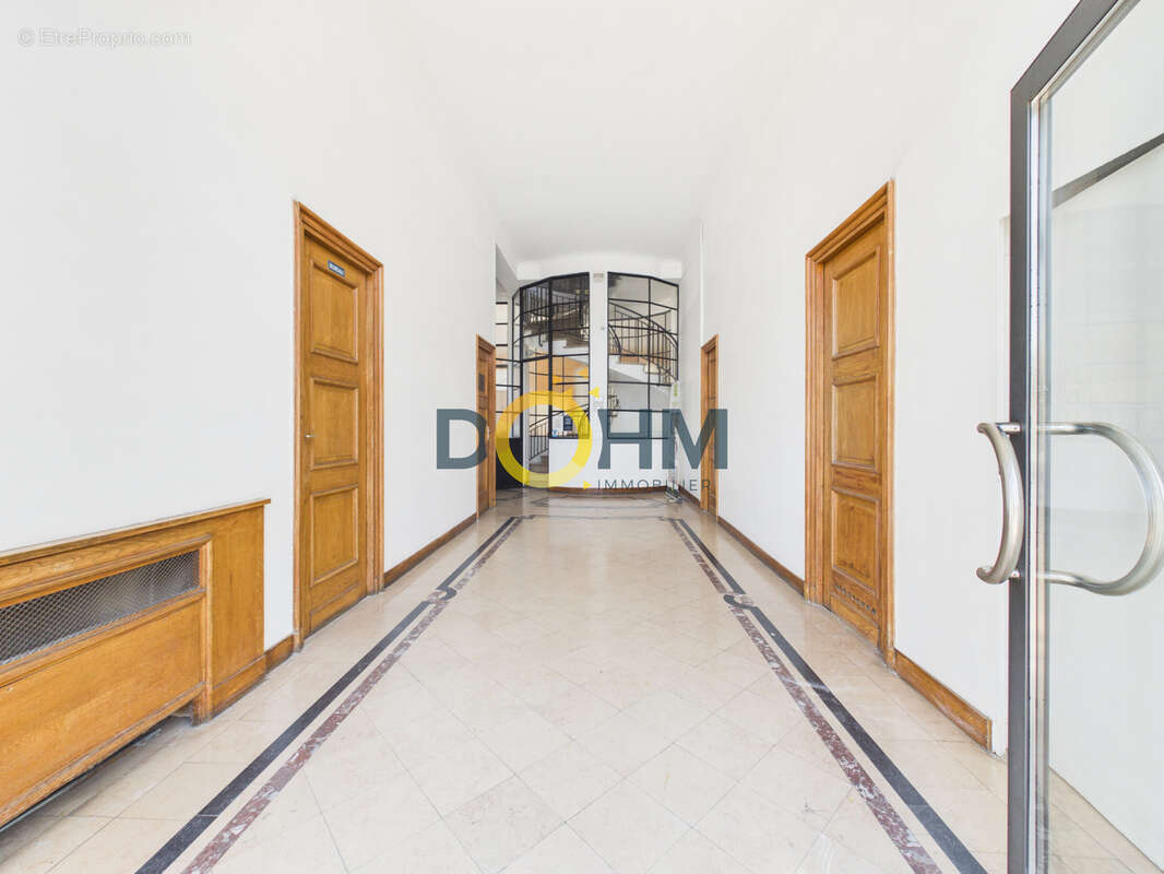 Exclusivité - Plateau brut de 162,87 m2 à réinventer au Puy-en-Velay - photo 8