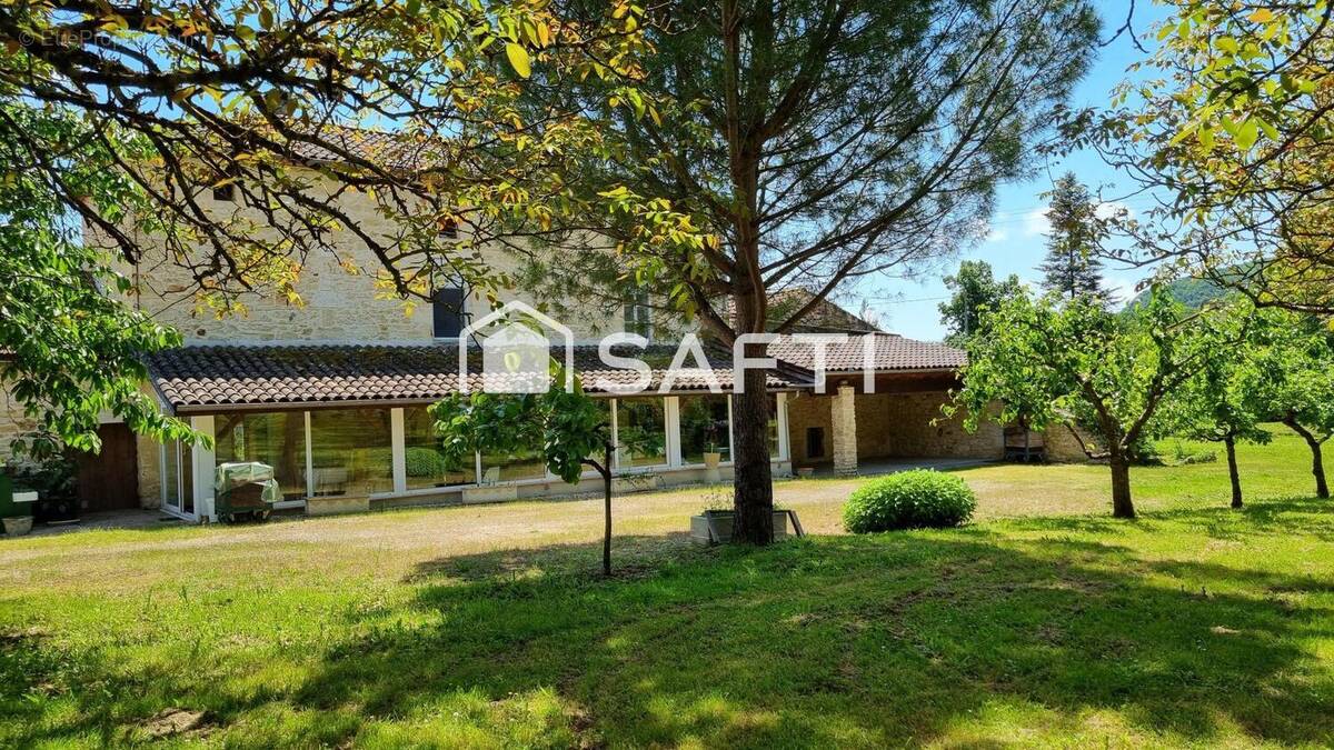 Photo 1 - Maison à FUMEL