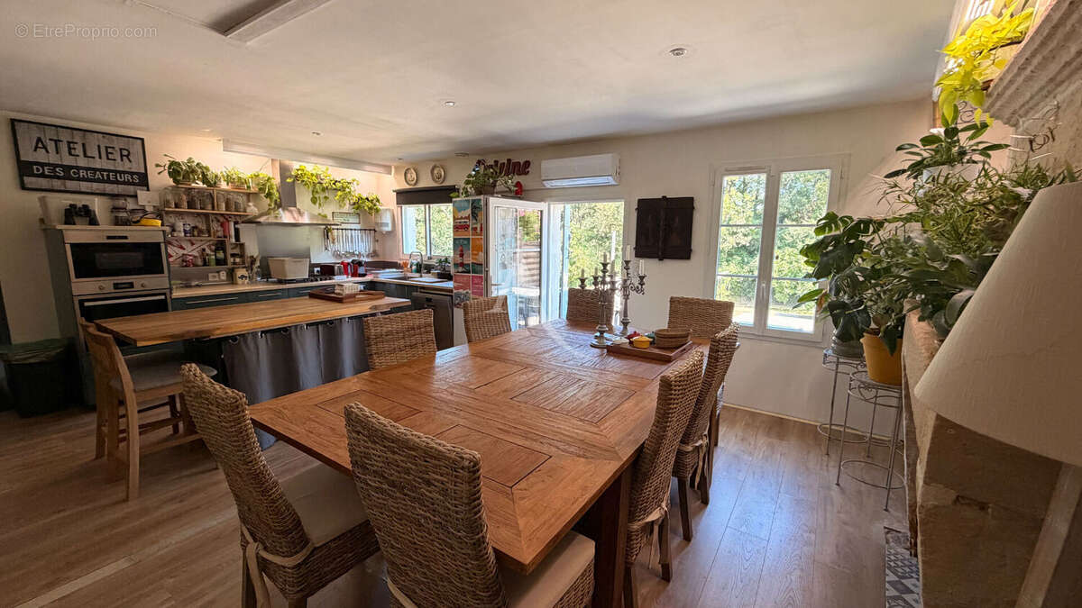EXCLUSIVITÉ ! Rare à Courcoury : Maison rénovée + logement locatif indépendant sur 1900 m² arborés - photo 8