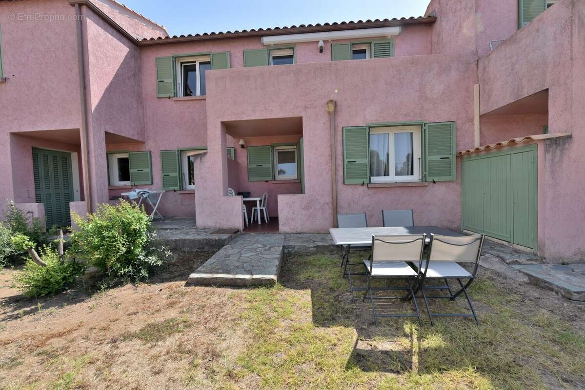 Appartement 37 m² à Calvi  - photo 8