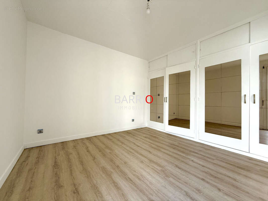 Appartement 88 m² à Saint-Cyprien  - photo 3