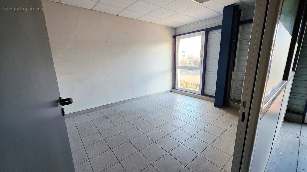 Commerce à OYONNAX
