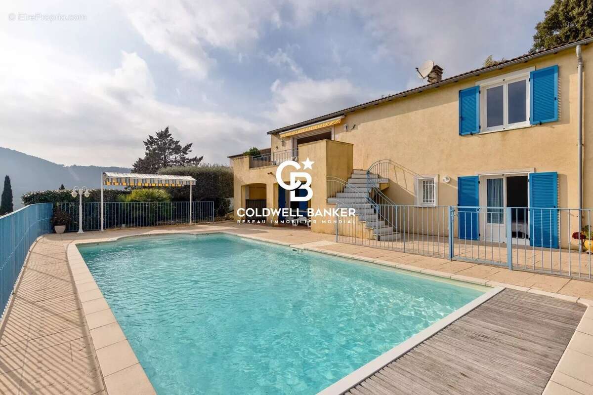 Maison à CAVALAIRE-SUR-MER