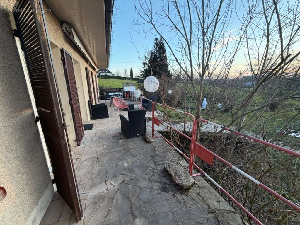 Maison à SAINT-LAURENT-D'ANDENAY