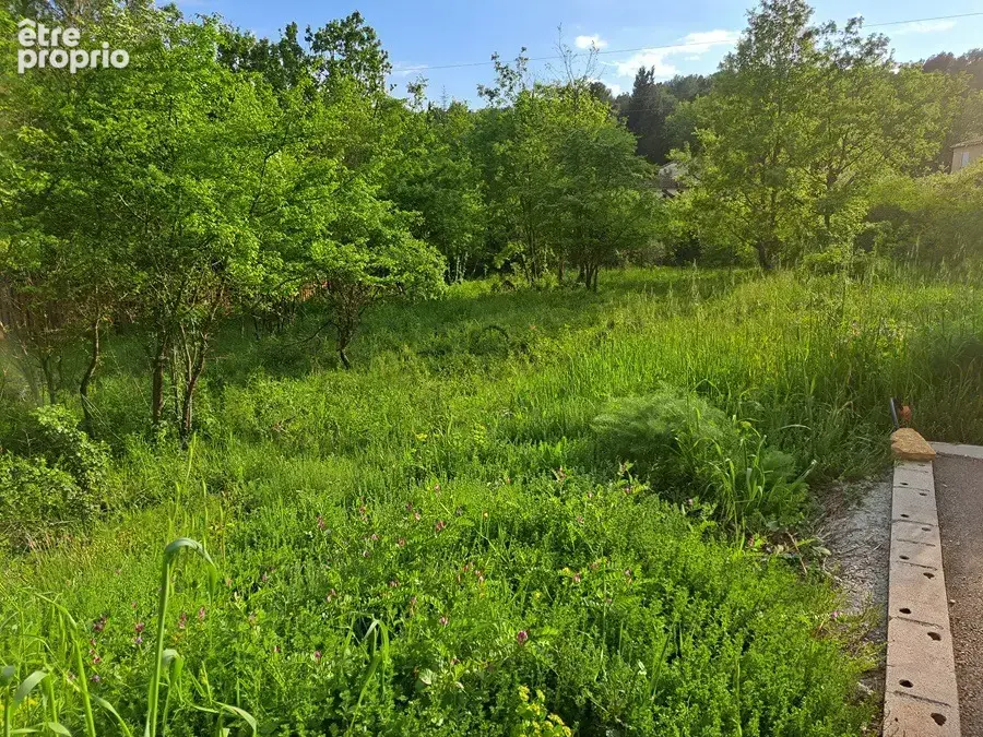 Terrain 595 m² à vendre à Greasque (13850) - photo 3