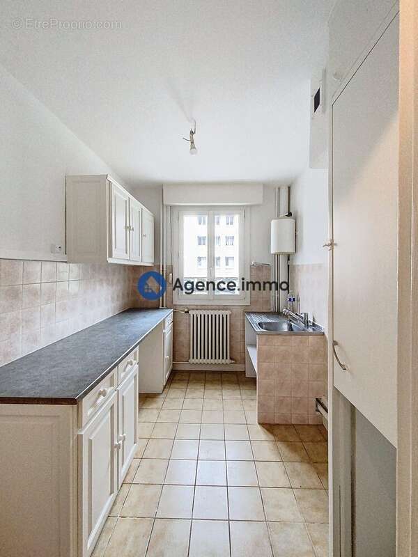 Appartement à LA RICHE