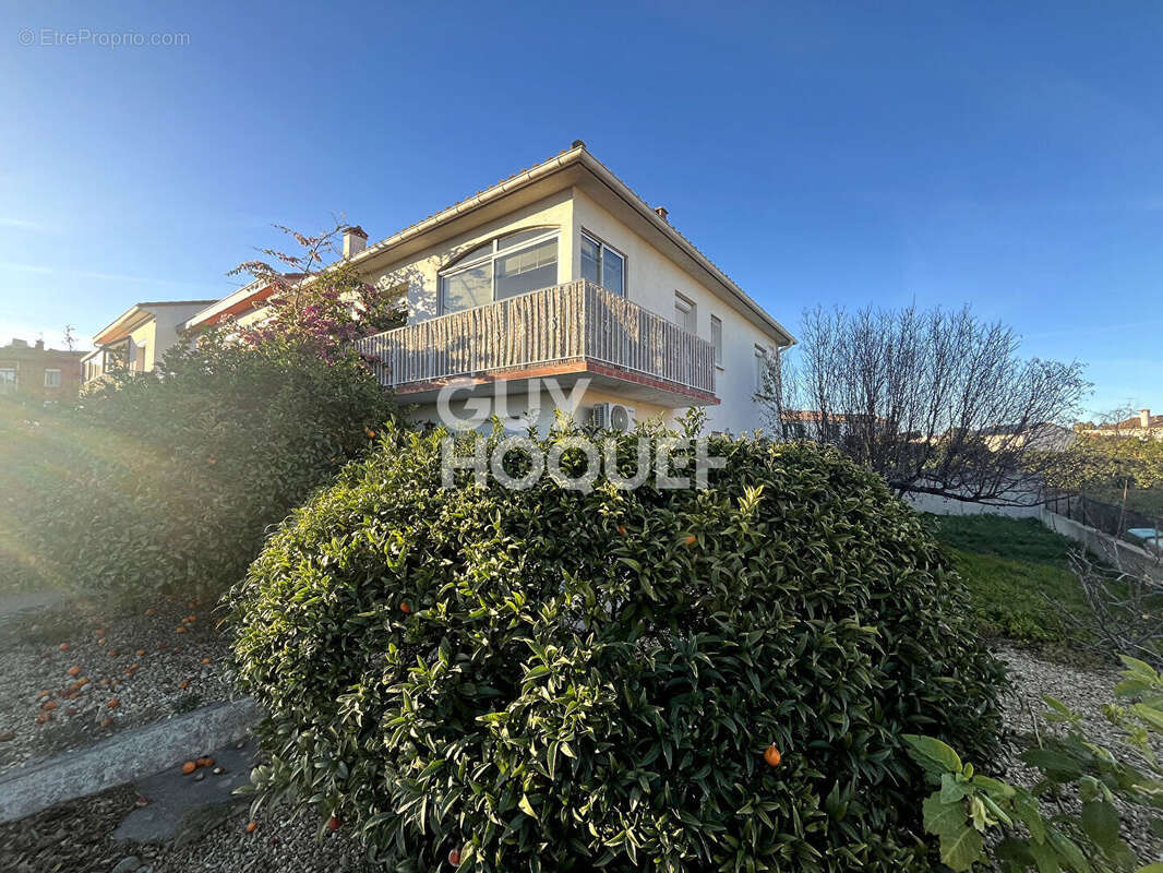 Maison à VILLENEUVE-DE-LA-RAHO