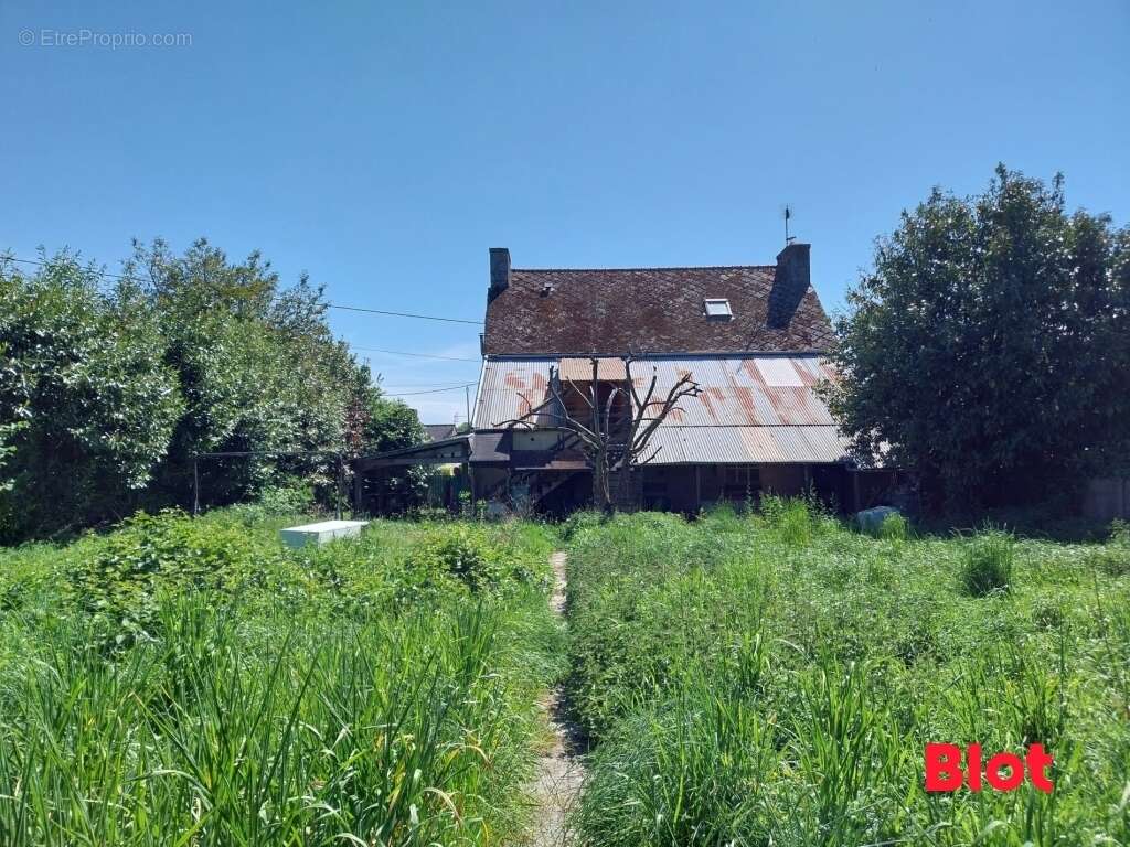Maison à SAINT-PIERRE-DE-PLESGUEN