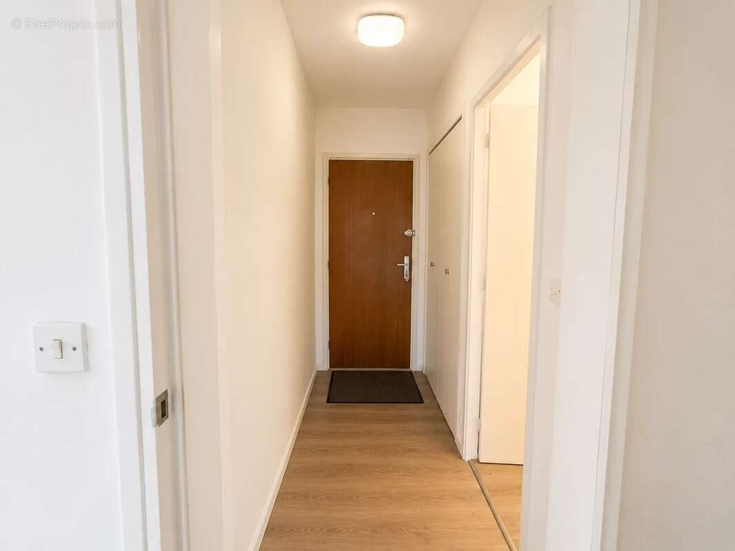 Studio de 33 m² avec cave - photo 5