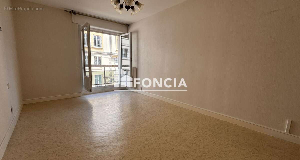 Appartement à QUIMPER