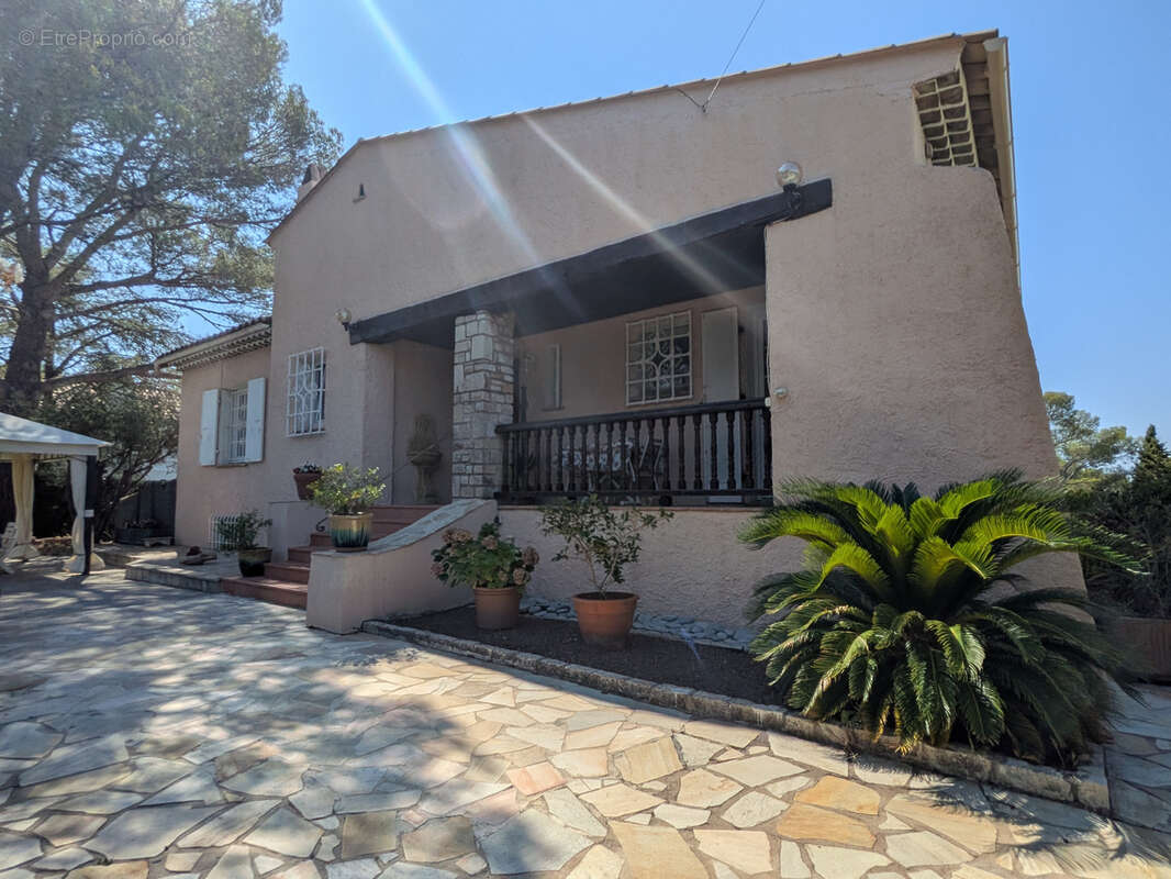 Maison à SAINT-RAPHAEL