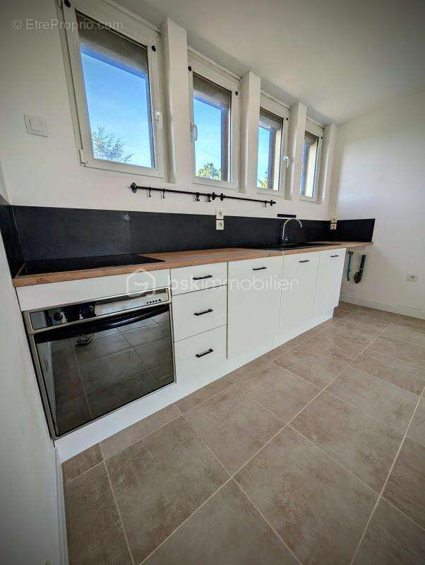 Appartement à SAINT-PIERRE-LES-NEMOURS