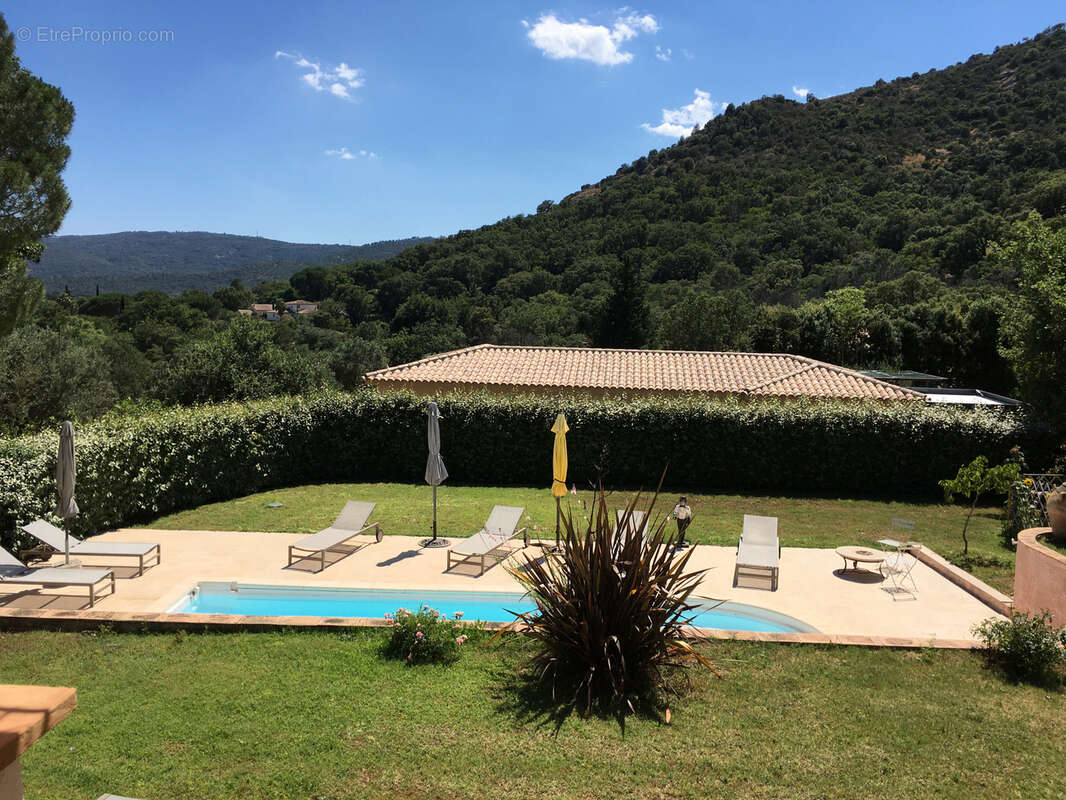 Maison à PLAN-DE-LA-TOUR