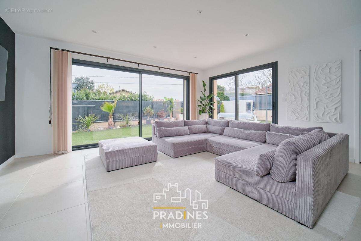 Maison à CHONAS-L&#039;AMBALLAN