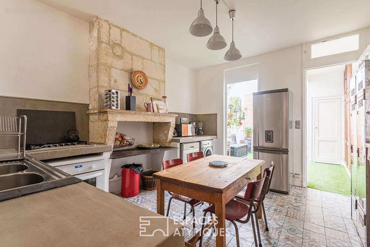 Appartement à BORDEAUX